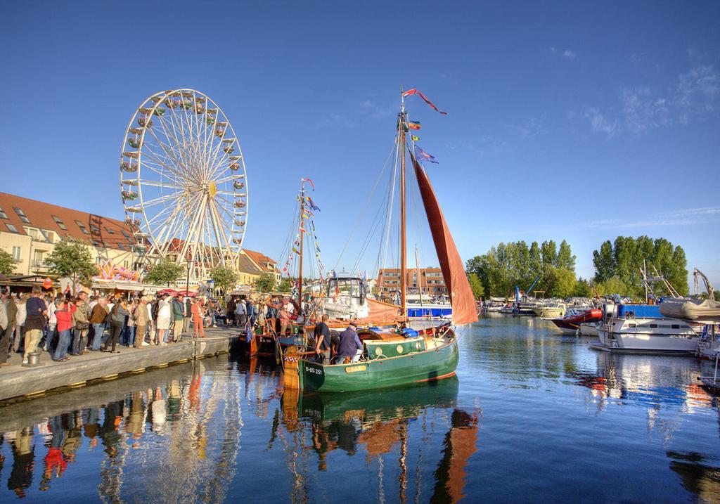 Uferpromenade Apartman Waren  Kültér fotó