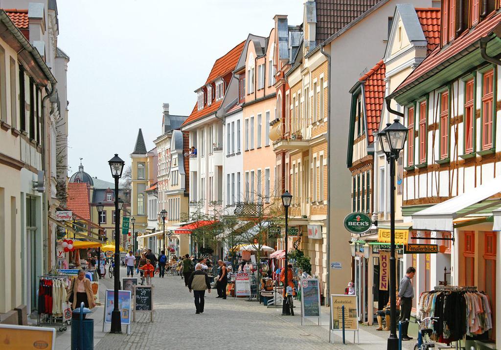 Uferpromenade Apartman Waren  Kültér fotó